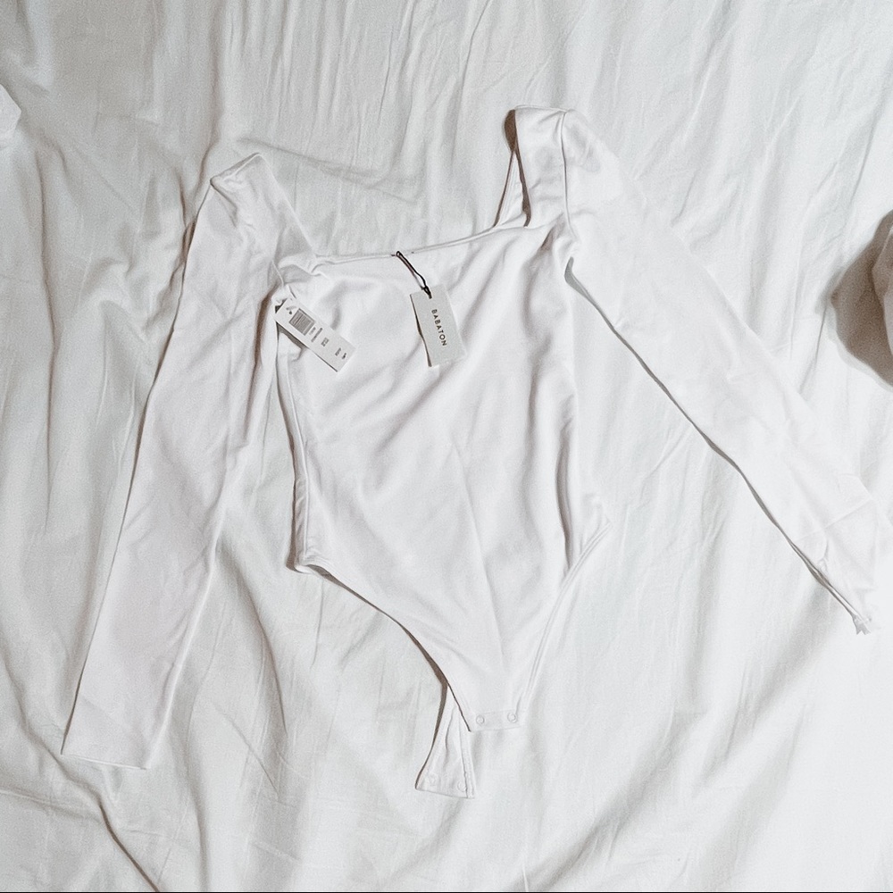 NWT Babaton Contour Longsleeve Bodysuit